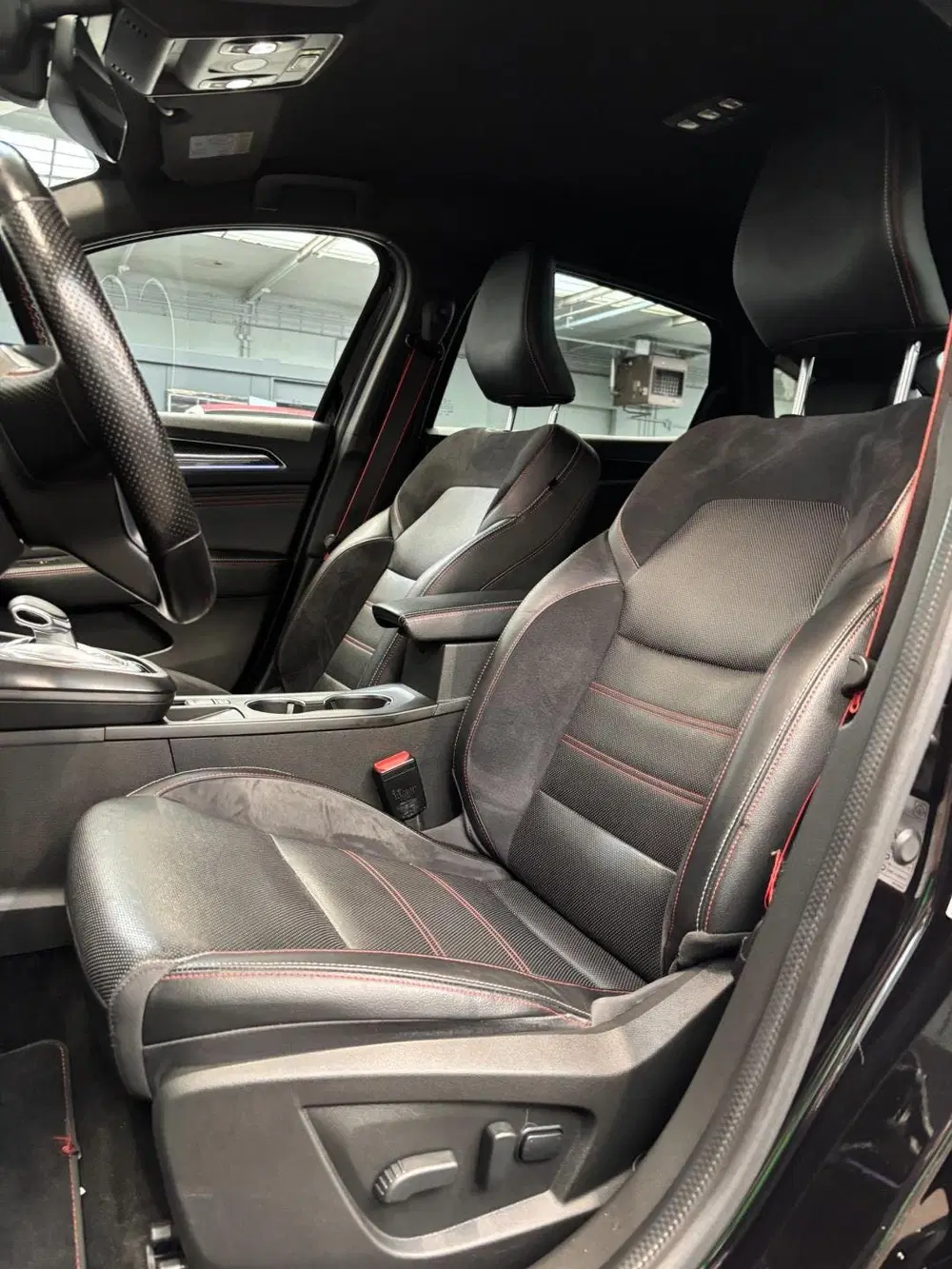 Renault Arkana 1.6 E-Tech Hybrid 145 R.S. Line uit 2021, foto 14
