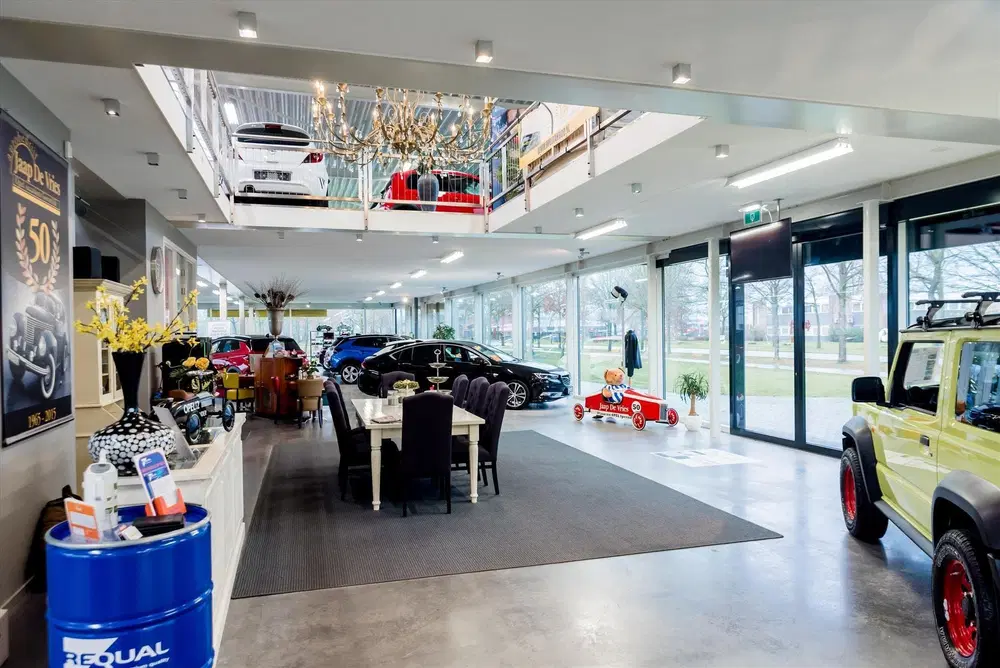 Mercedes-Benz B-Klasse 180 Business Solution AMG uit 2019, foto 20