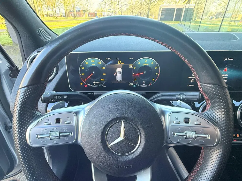 Mercedes-Benz B-Klasse 180 Business Solution AMG uit 2019, foto 6