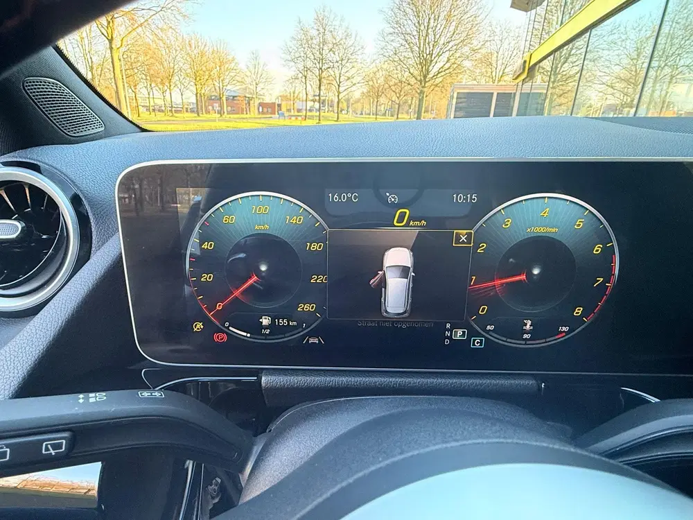 Mercedes-Benz B-Klasse 180 Business Solution AMG uit 2019, foto 7