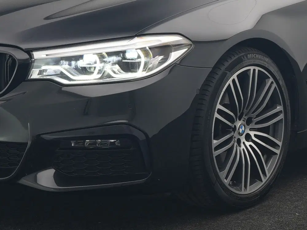 BMW 5-serie 5 Serie Touring 520i M Sport 184pk Dealer uit 2019, foto 7
