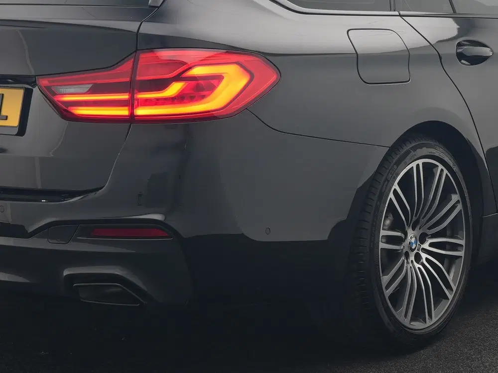 BMW 5-serie 5 Serie Touring 520i M Sport 184pk Dealer uit 2019, foto 8
