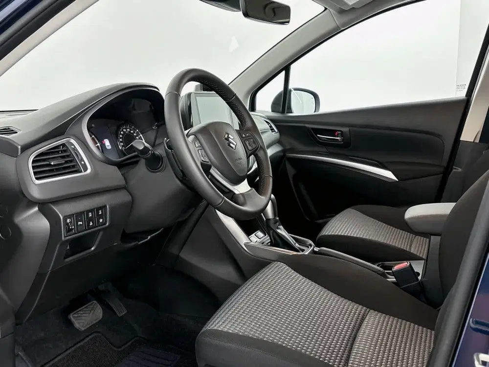 Suzuki S-Cross 1.4 Select Hybrid uit 2025, foto 10