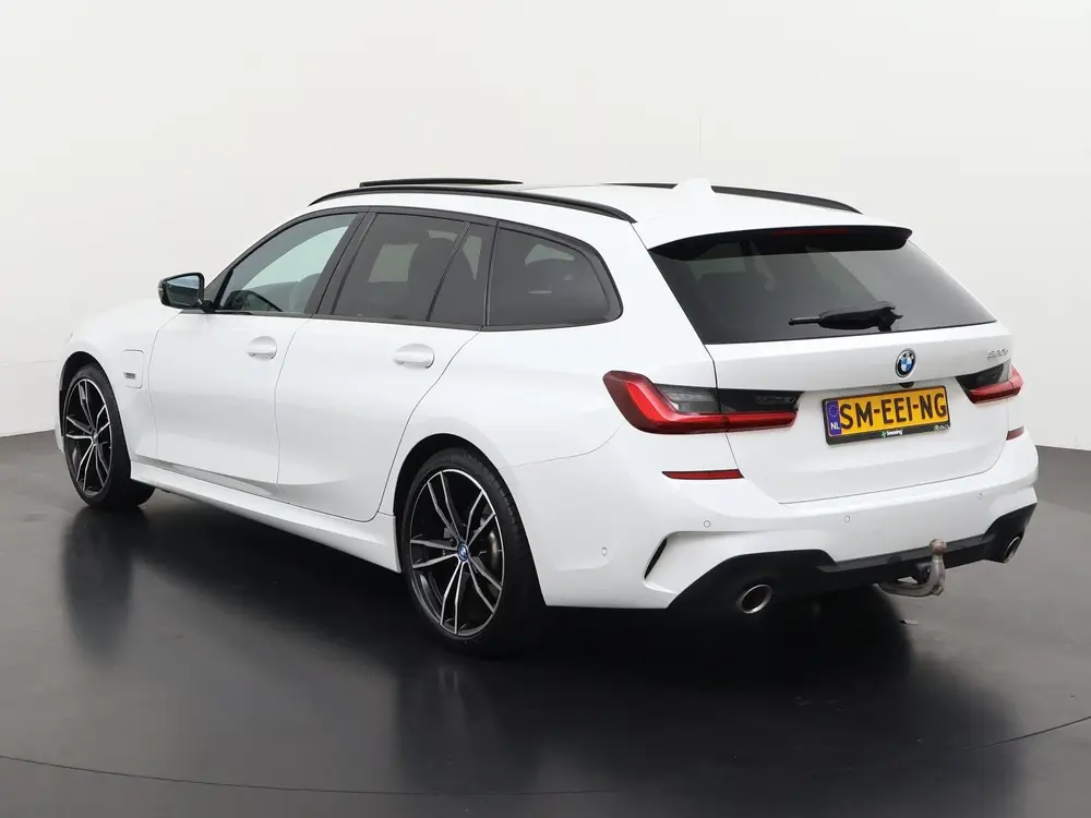 BMW 3-serie 320e M Sport Shadow uit 2022, foto 7