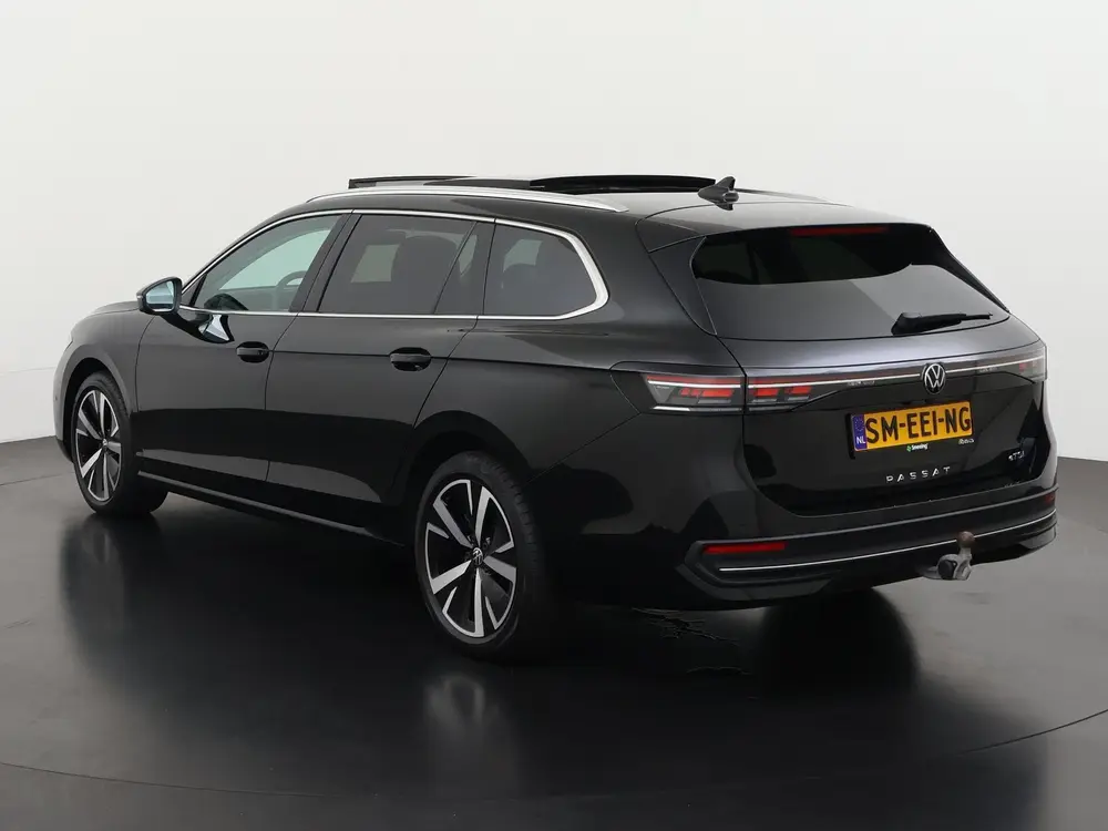 Volkswagen Passat Variant 1.5 eTSI Business DSG | Panoramada uit 2024, foto 8