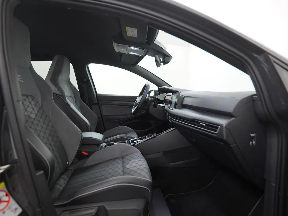 Volkswagen Golf Variant 1.5 eTSI R-Line DSG | 150PK | Trekha uit 2023, foto 3