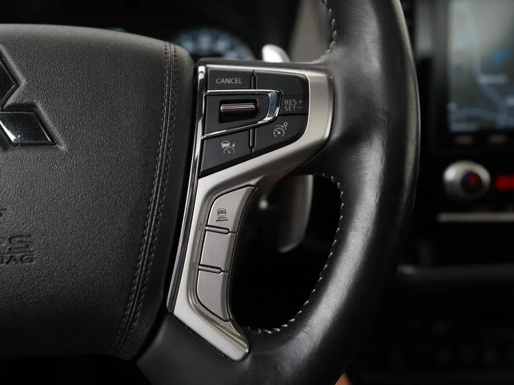 Mitsubishi Outlander 2.4 PHEV Instyle | Schuifdak | Leder | uit 2019, foto 11
