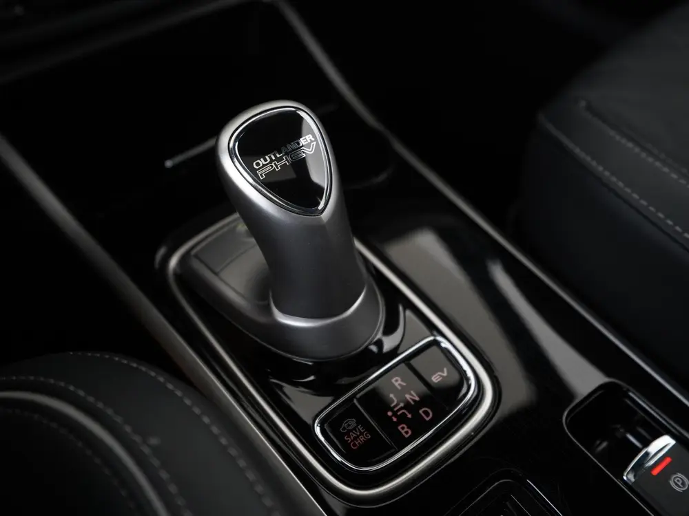 Mitsubishi Outlander 2.4 PHEV Instyle | Schuifdak | Leder | uit 2019, foto 12