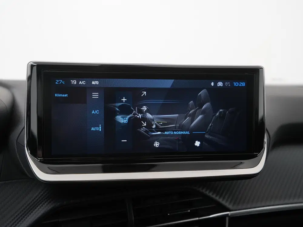 Peugeot 2008 1.2 PureTech 100 Allure uit 2024, foto 14