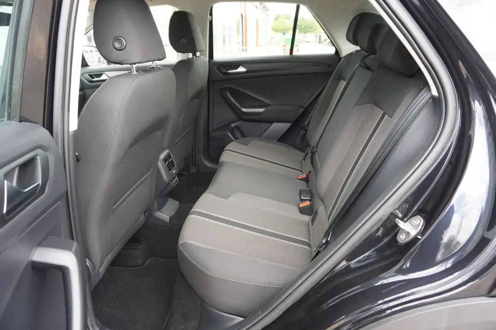 Volkswagen T-Roc 1.0 TSI 110pk Style | Navigatie | Parkeerse uit 2021, foto 16