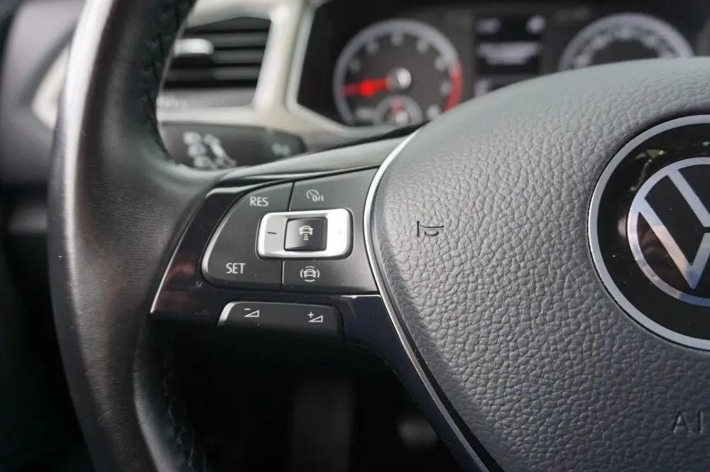 Volkswagen T-Roc 1.0 TSI 110pk Style | Navigatie | Parkeerse uit 2021, foto 20