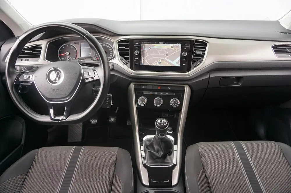 Volkswagen T-Roc 1.0 TSI 110pk Style | Navigatie | Parkeerse uit 2021, foto 5