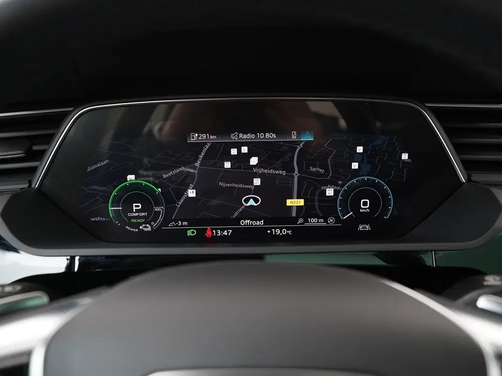 Audi e-tron 55 quattro Advanced 95 kWh uit 2022, foto 8