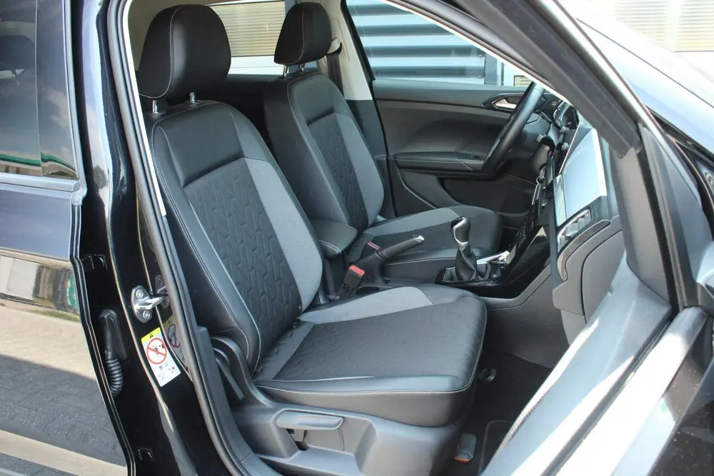 Volkswagen T-Cross 1.0 TSI 95pk Life "Goal" | Draadloos CarP uit 2025, foto 15