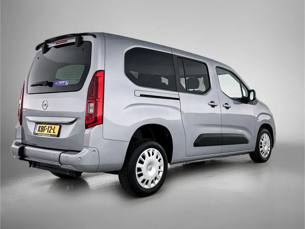 Opel Combo 1.2 Direct Leverbaar Rolstoelauto uit 2023, foto 5