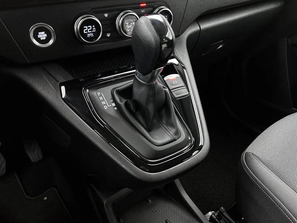 Renault Kangoo 1.3 TCe Direct leverbaar Rolstoelauto uit 2024, foto 12