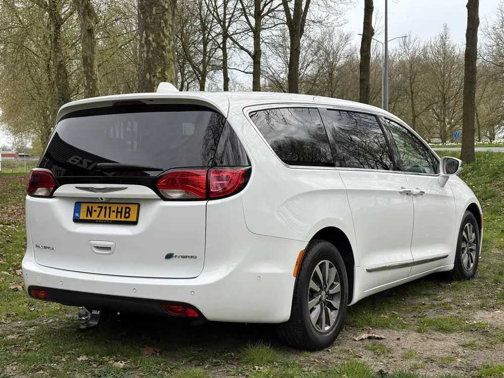 Chrysler Pacifica 3.6 V6 Hybrid Limited (bj 2021, automaat) uit 2021, foto 6