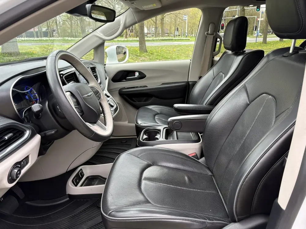 Chrysler Pacifica 3.6 V6 Hybrid Limited (bj 2021, automaat) uit 2021, foto 7