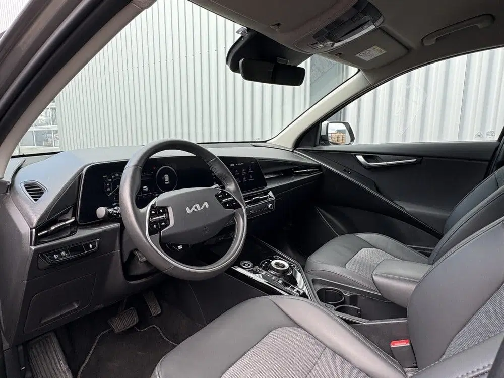 Kia Niro DynamicLine 64.8 kWh uit 2023, foto 19