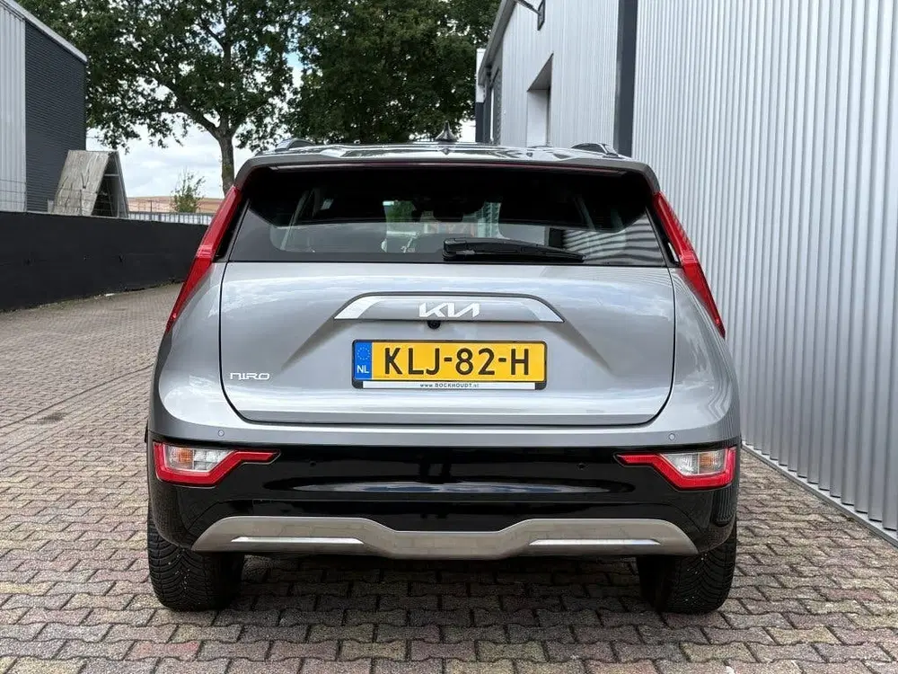 Kia Niro DynamicLine 64.8 kWh uit 2023, foto 8