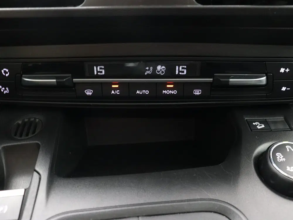 Opel Combo 1.2 Turbo L1H1 Edition Direct leverbaar Ro uit 2019, foto 9