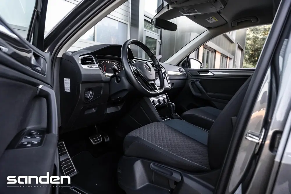 Volkswagen Tiguan 1.5 TSI R Line|25dkm|ACC|Stoelver.|CarPlay uit 2020, foto 7
