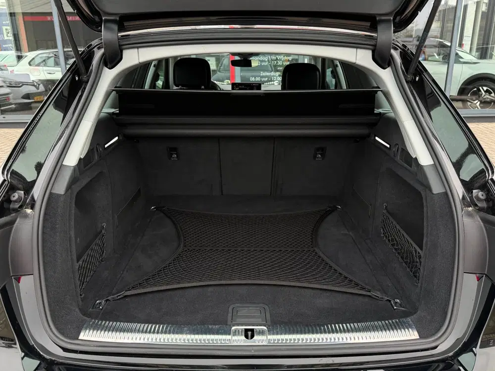 Audi A4 35 TFSI Pro Line uit 2020, foto 10