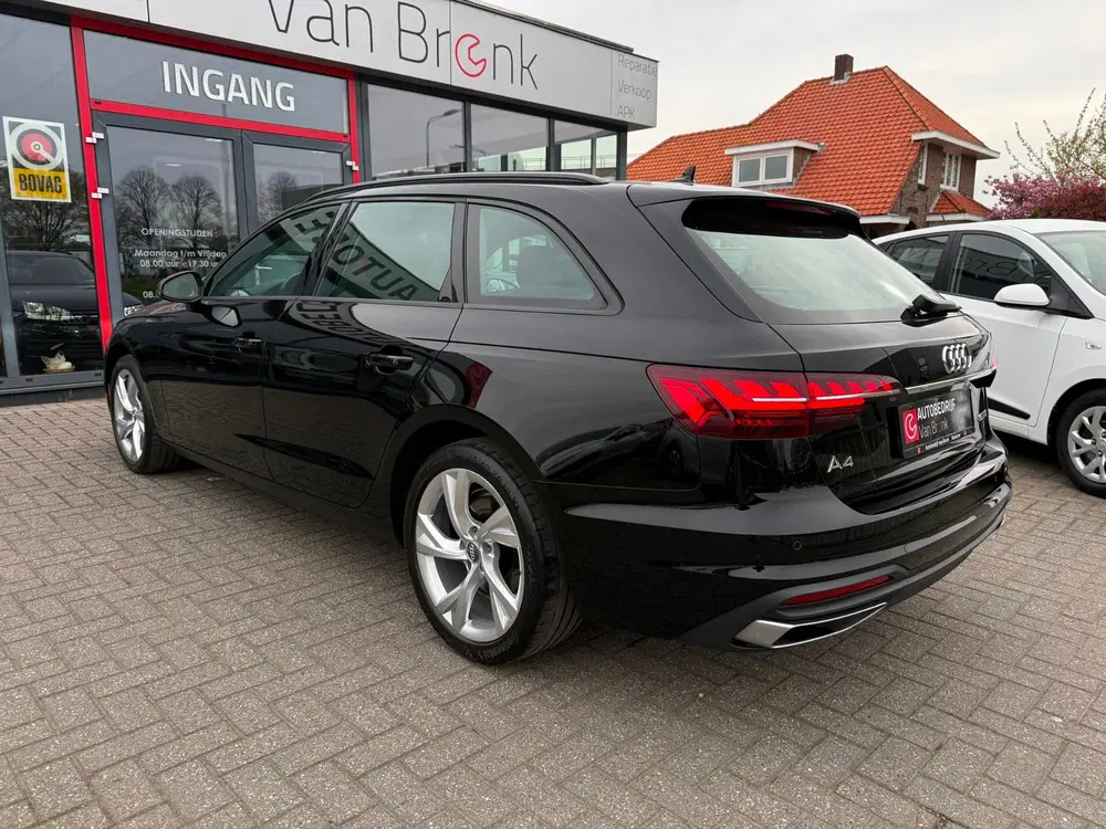 Audi A4 35 TFSI Pro Line uit 2020, foto 7