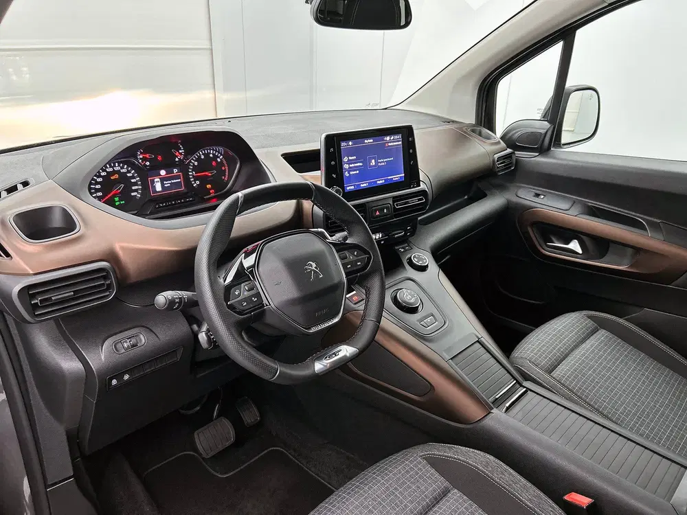 Peugeot Rifter 1.2 Puretech Long GT-Line Direct leverba uit 2023, foto 10