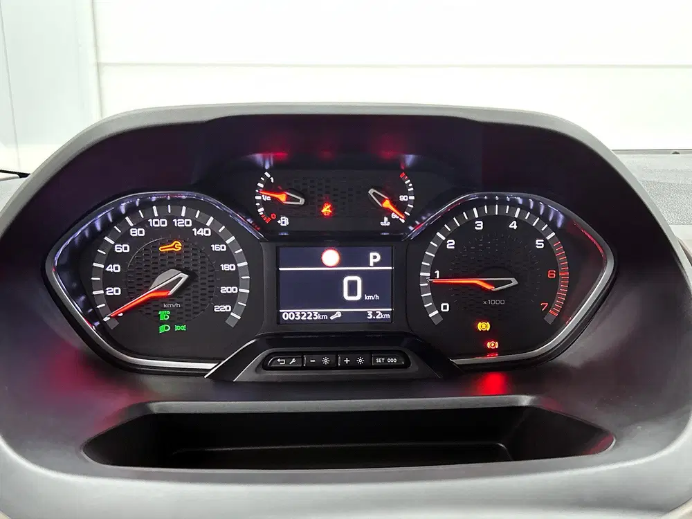 Peugeot Rifter 1.2 Puretech Long GT-Line Direct leverba uit 2023, foto 11