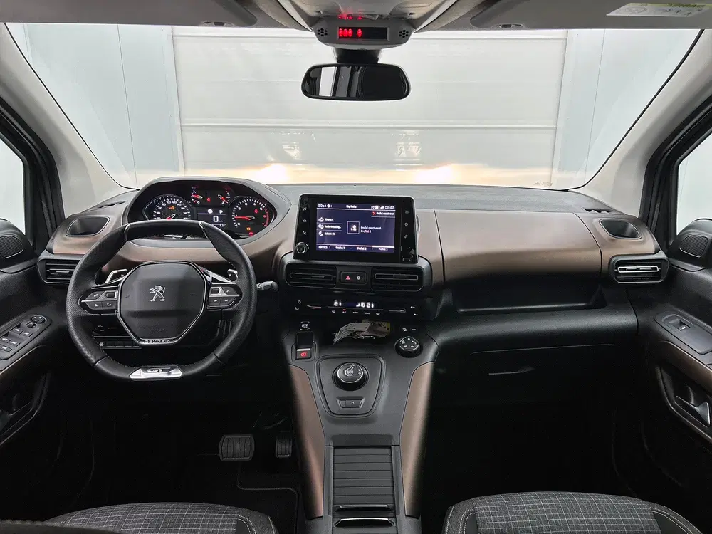 Peugeot Rifter 1.2 Puretech Long GT-Line Direct leverba uit 2023, foto 18