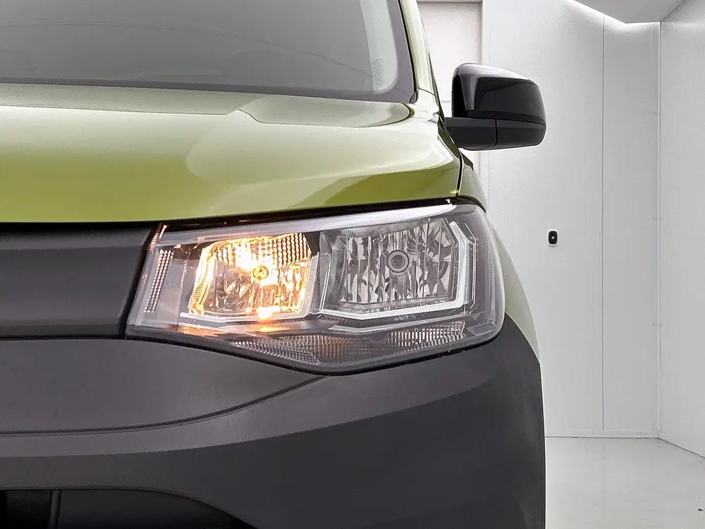 Volkswagen Caddy Life 1.5 TSI 5p Direct leverbaar! Rolstoeau uit 2022, foto 14