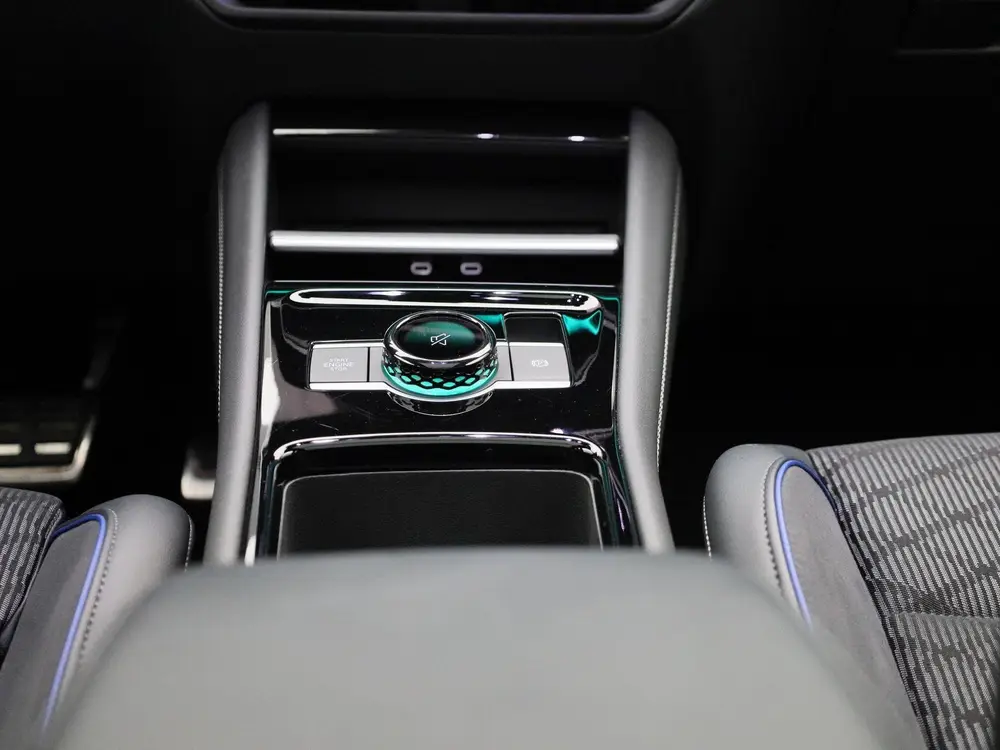 Volkswagen Tiguan 1.5 eHybrid R-Line Edition 204 PK| Origine uit 2025, foto 10