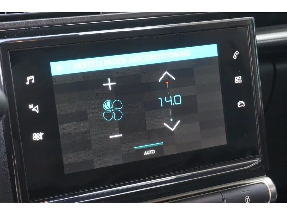 Citroën C3 Citroen C3 1.2 PureTech Shine uit 2022, foto 20