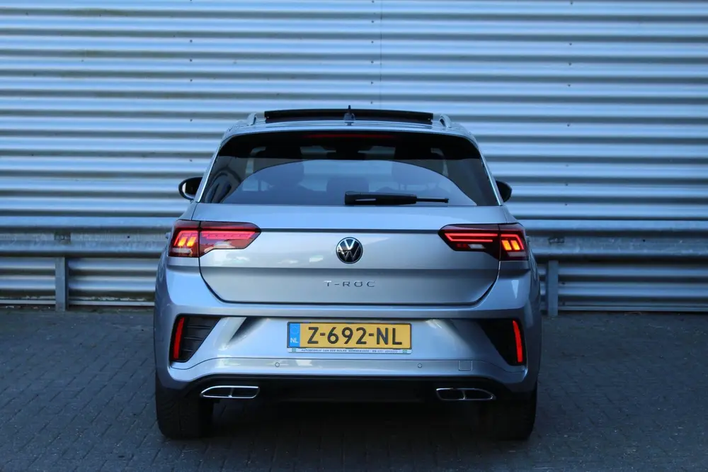 Volkswagen T-Roc 1.5 TSI 150pk R-Line DSG7 Panoramadak uit 2023, foto 6