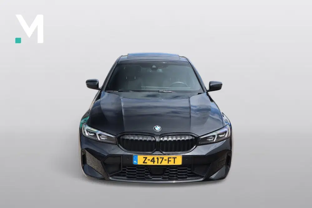BMW 3-serie 330e SOH95% M-Pakket Pro Matrix Pano Trekh uit 2024, foto 3