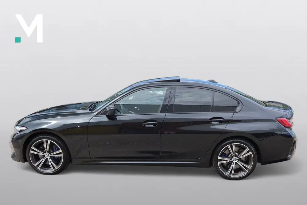 BMW 3-serie 330e SOH95% M-Pakket Pro Matrix Pano Trekh uit 2024, foto 6