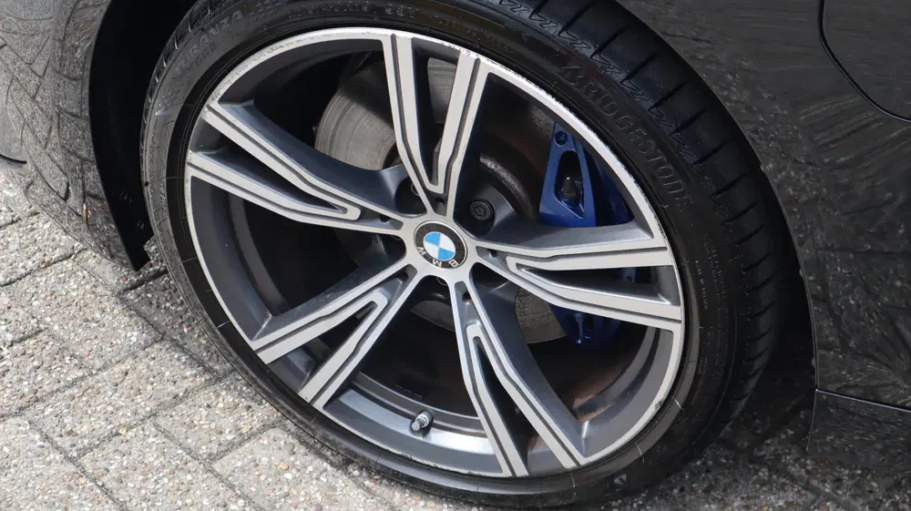 BMW 3-serie 330e SOH95% M-Pakket Pro Matrix Pano Trekh uit 2024, foto 8