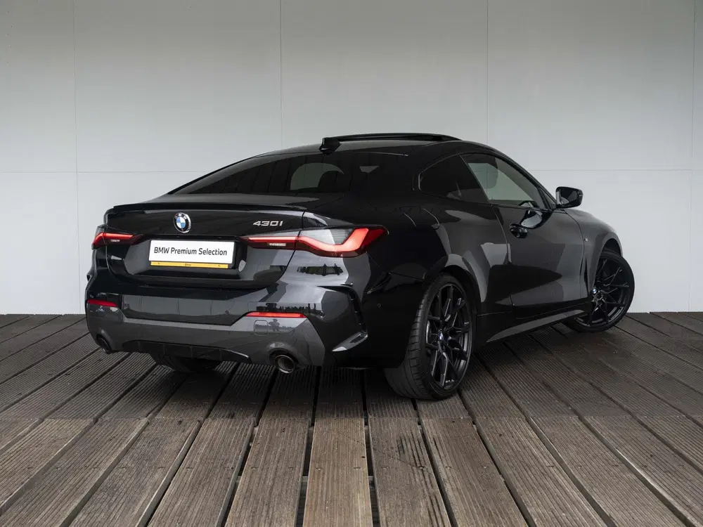 BMW 4-serie Coupé 430i uit 2020, foto 2