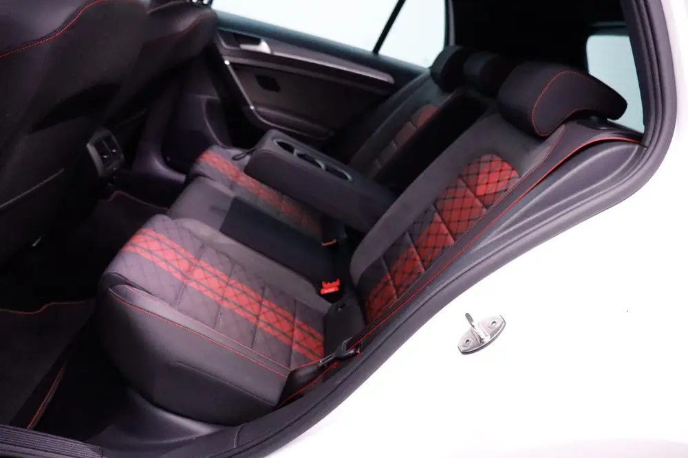 Volkswagen Golf 2.0 GTI 7.5 TCR Dsg 290PK ORIGINEEL | DIGIDA uit 2019, foto 11