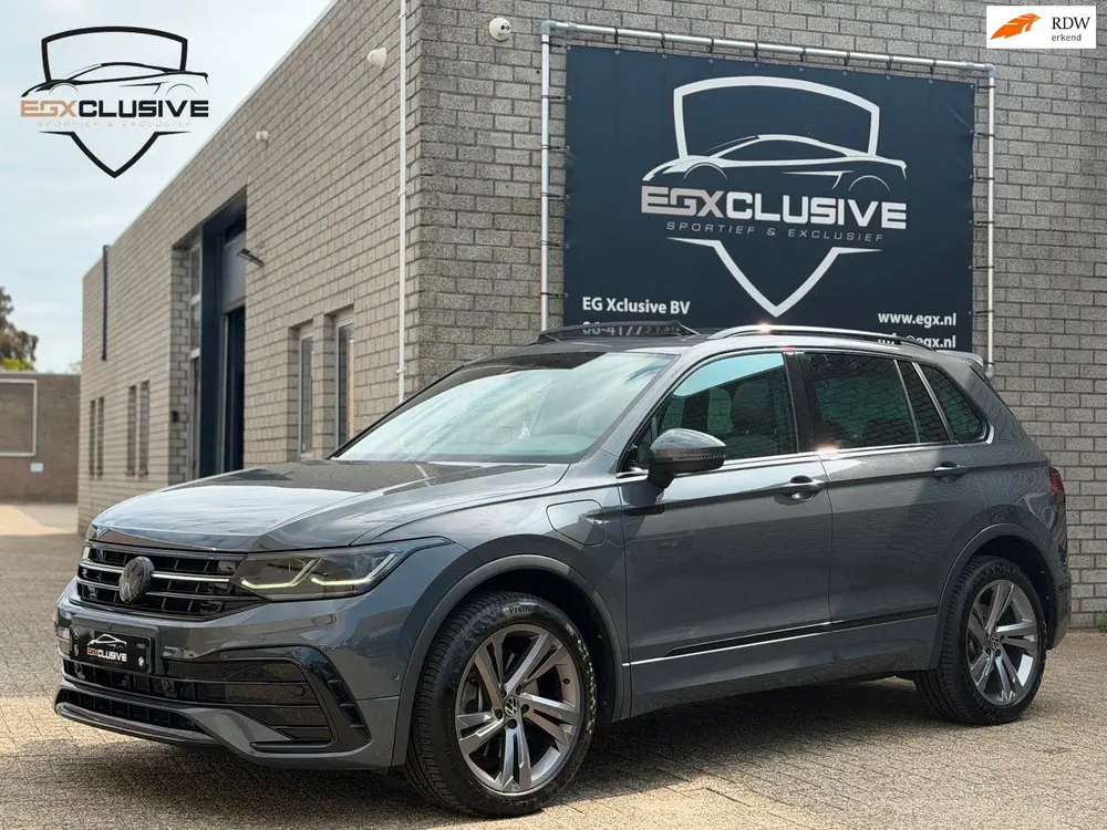 Volkswagen Tiguan 1.4 TSI eHybrid R-Line Business+ Pano / Ma uit 2022