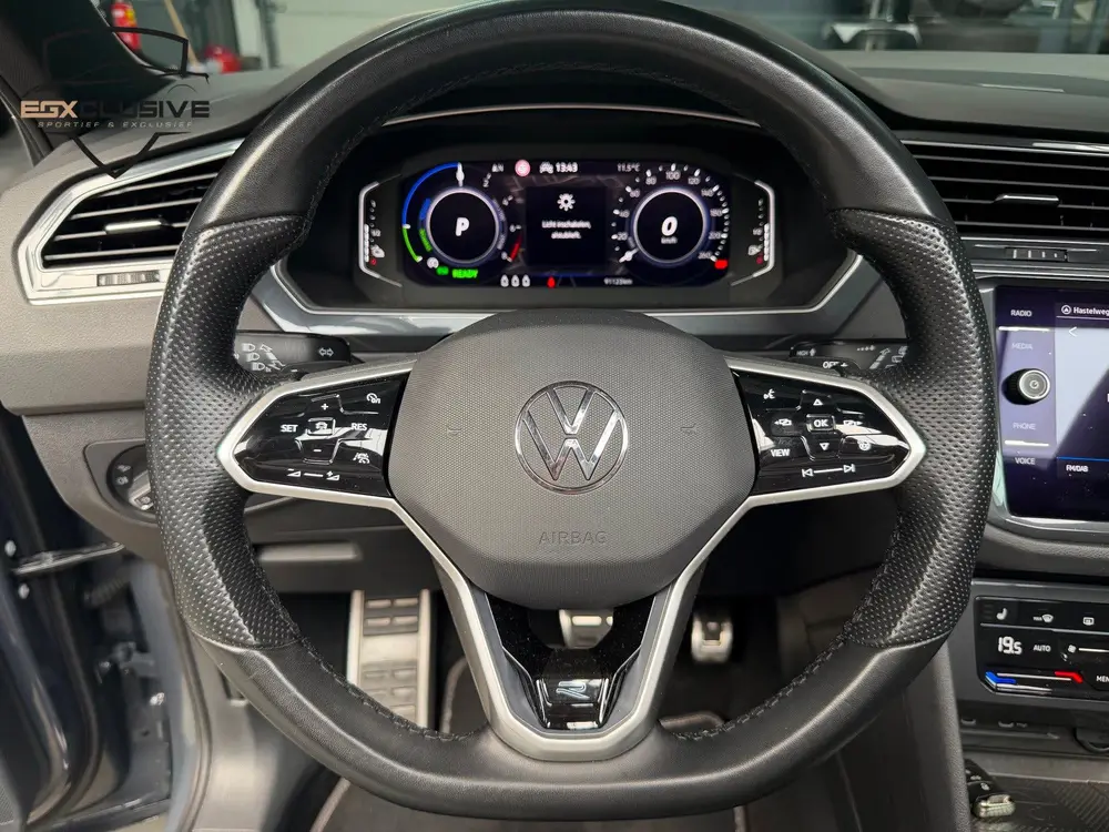 Volkswagen Tiguan 1.4 TSI eHybrid R-Line Business+ Pano / Ma uit 2022, foto 15