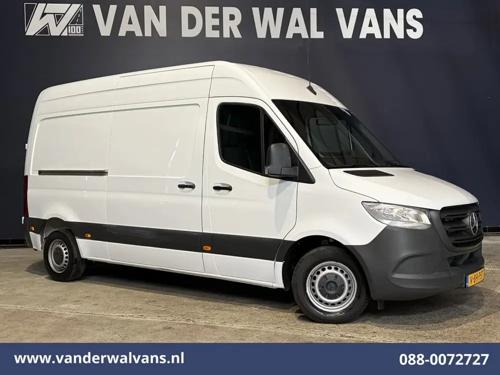 Mercedes-Benz Sprinter 211 CDI L2H2 Euro6 Airco | Camera | T uit 2023