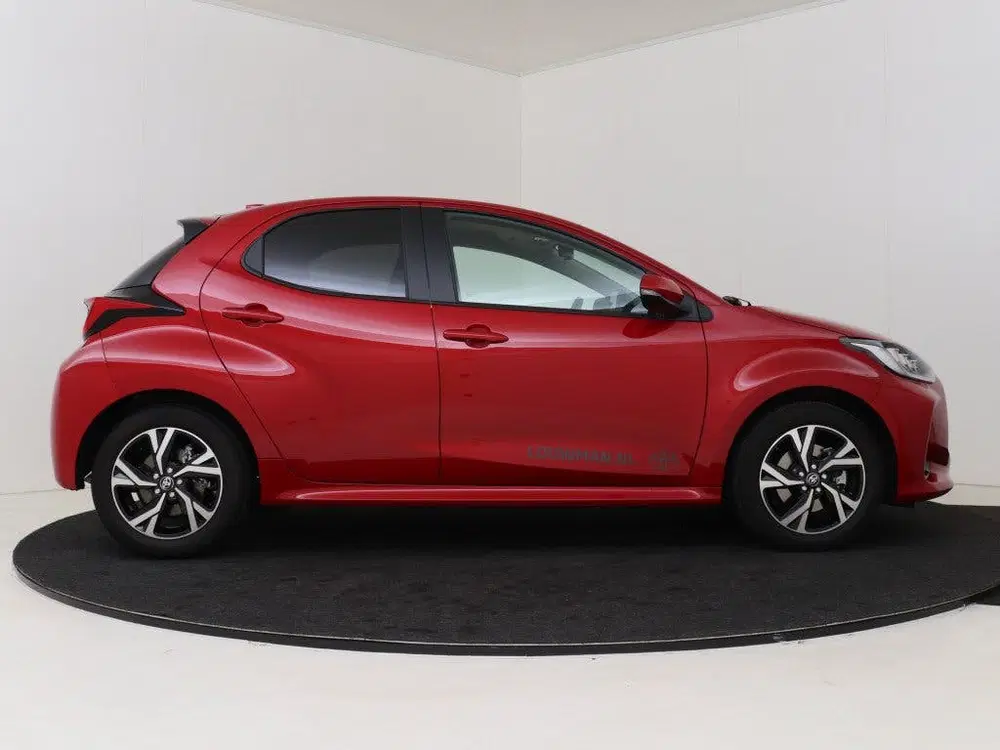 Toyota Yaris 1.5 Hybrid 115 Dynamic uit 2025, foto 2
