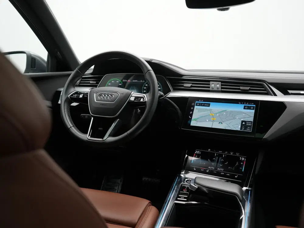 Audi Q8 e-tron 50 quattro S Line 95 kWh 340pk Dealer O.H uit 2024, foto 10