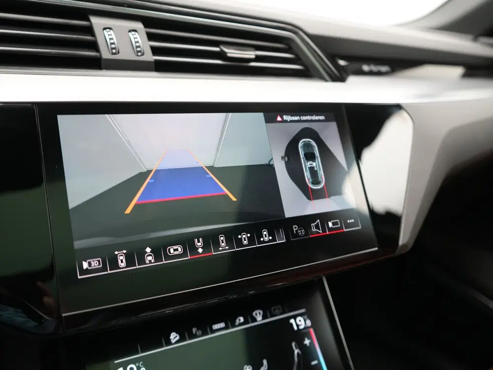 Audi Q8 e-tron 50 quattro S Line 95 kWh 340pk Dealer O.H uit 2024, foto 16
