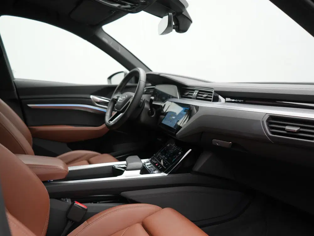 Audi Q8 e-tron 50 quattro S Line 95 kWh 340pk Dealer O.H uit 2024, foto 4