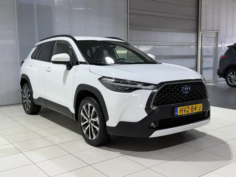 Toyota Corolla Cross Hybrid 140 Dynamic All season banden uit 2024, foto 5