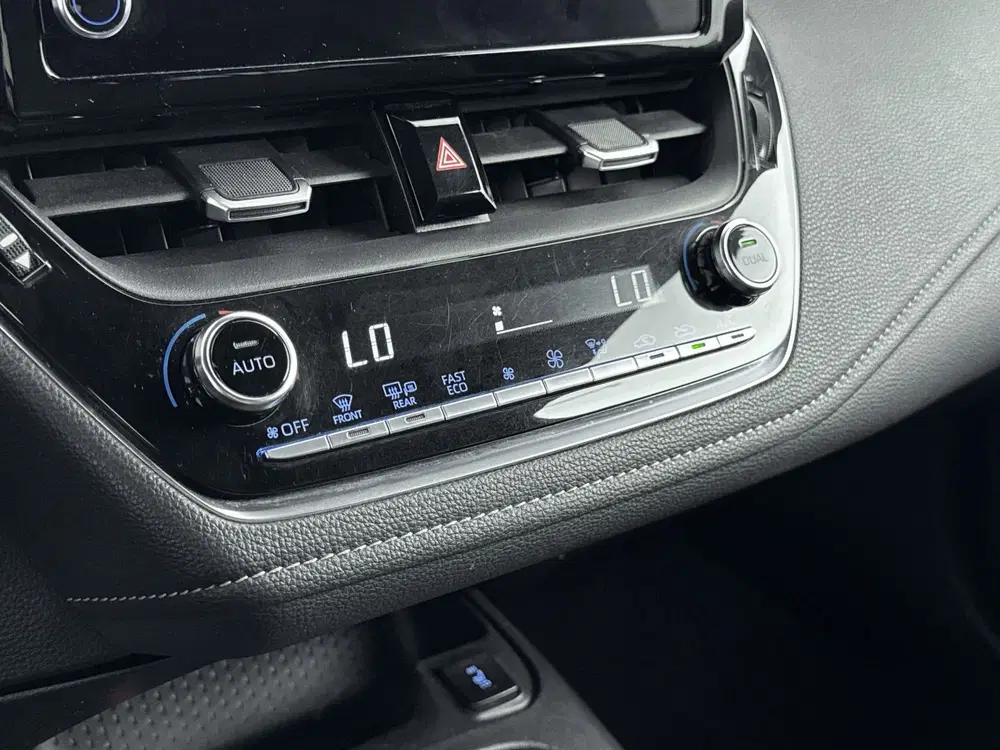 Toyota Corolla 1.8 Hybrid Dynamic uit 2022, foto 16