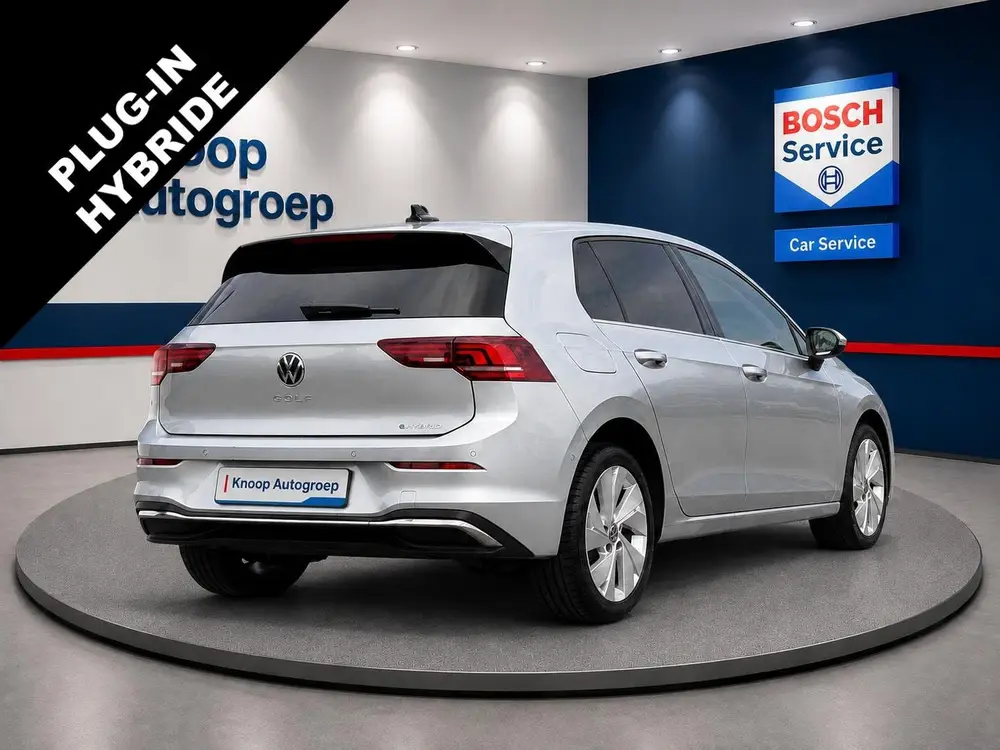 Volkswagen Golf 1.5 eHybrid Life Edition PHEV | ERGO Massage uit 2025, foto 2